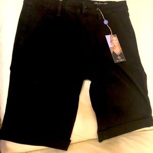 Laurie Felt black shorts